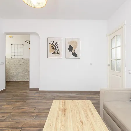 Center Penthouse & Parking Appartement *